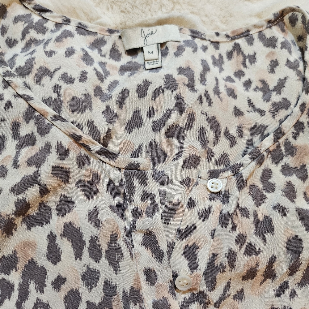 Joie Sheer Leopard Print Blouse Sz M - Picture 2 of 5